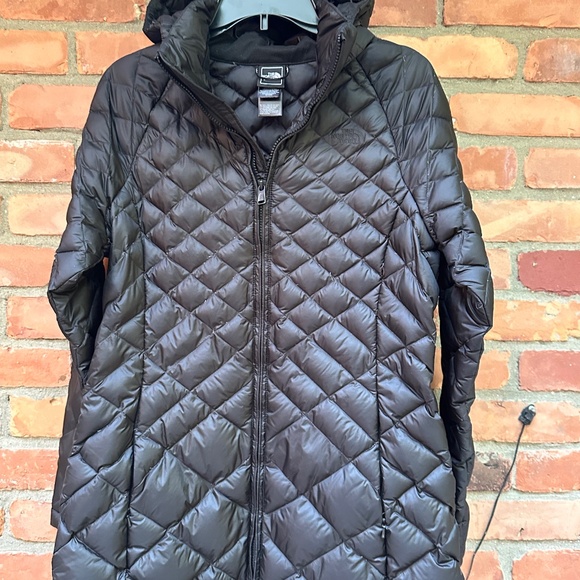 The North Face Parka with Hood Down Woman’s Size Medium Diamond Quilted - Picture 1 of 10